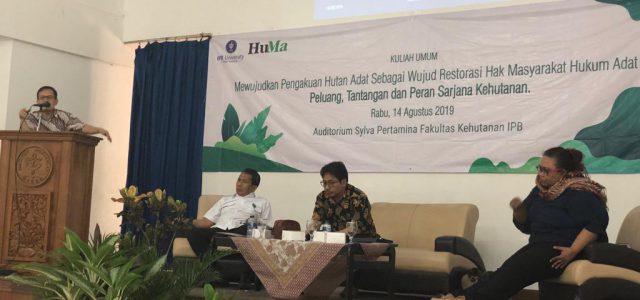 Barisan Rimbawan IPB Mengawali Kuliah dengan Tema Hutan Adat